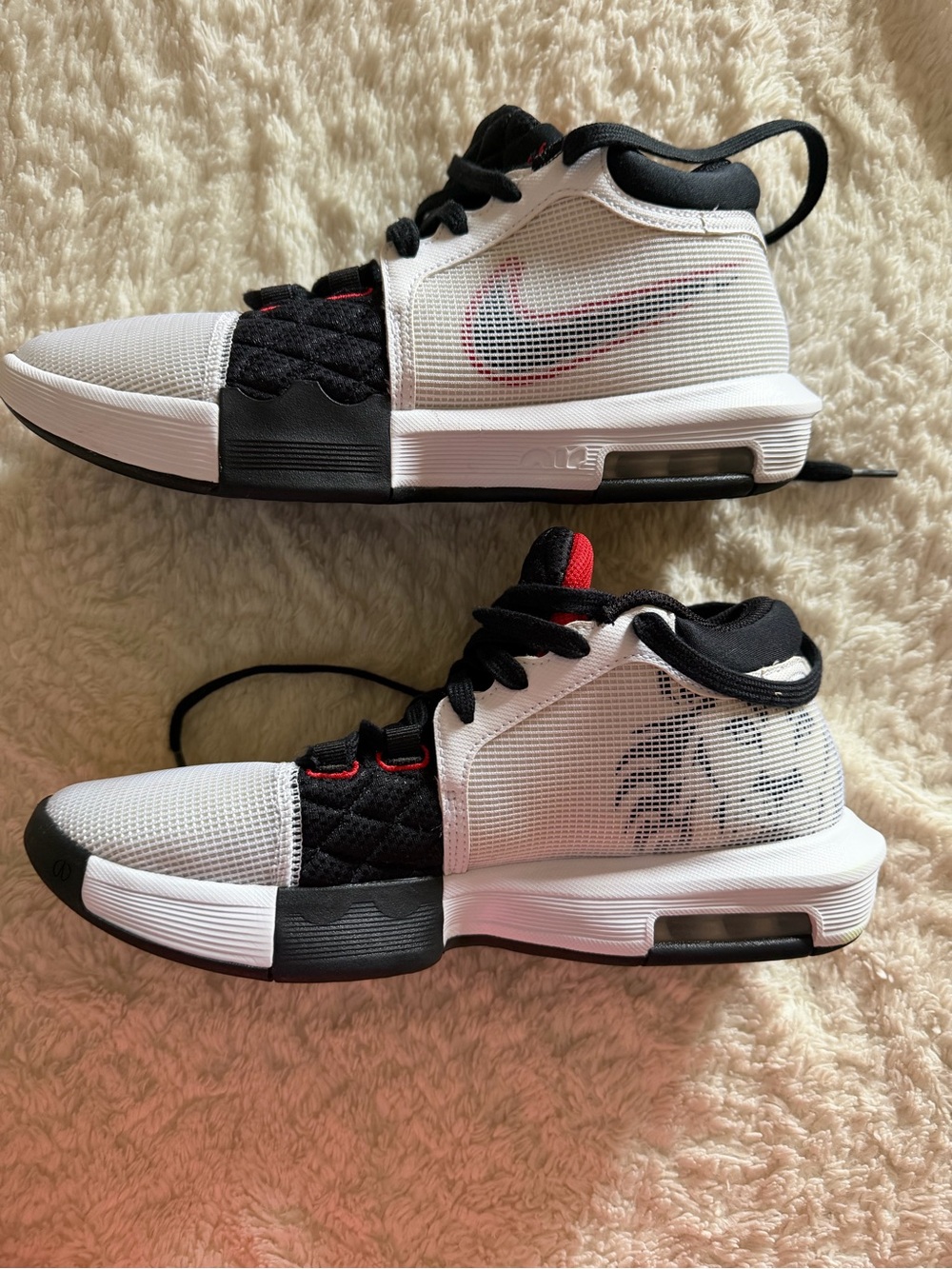Nike LeBron witness basketball sneakers